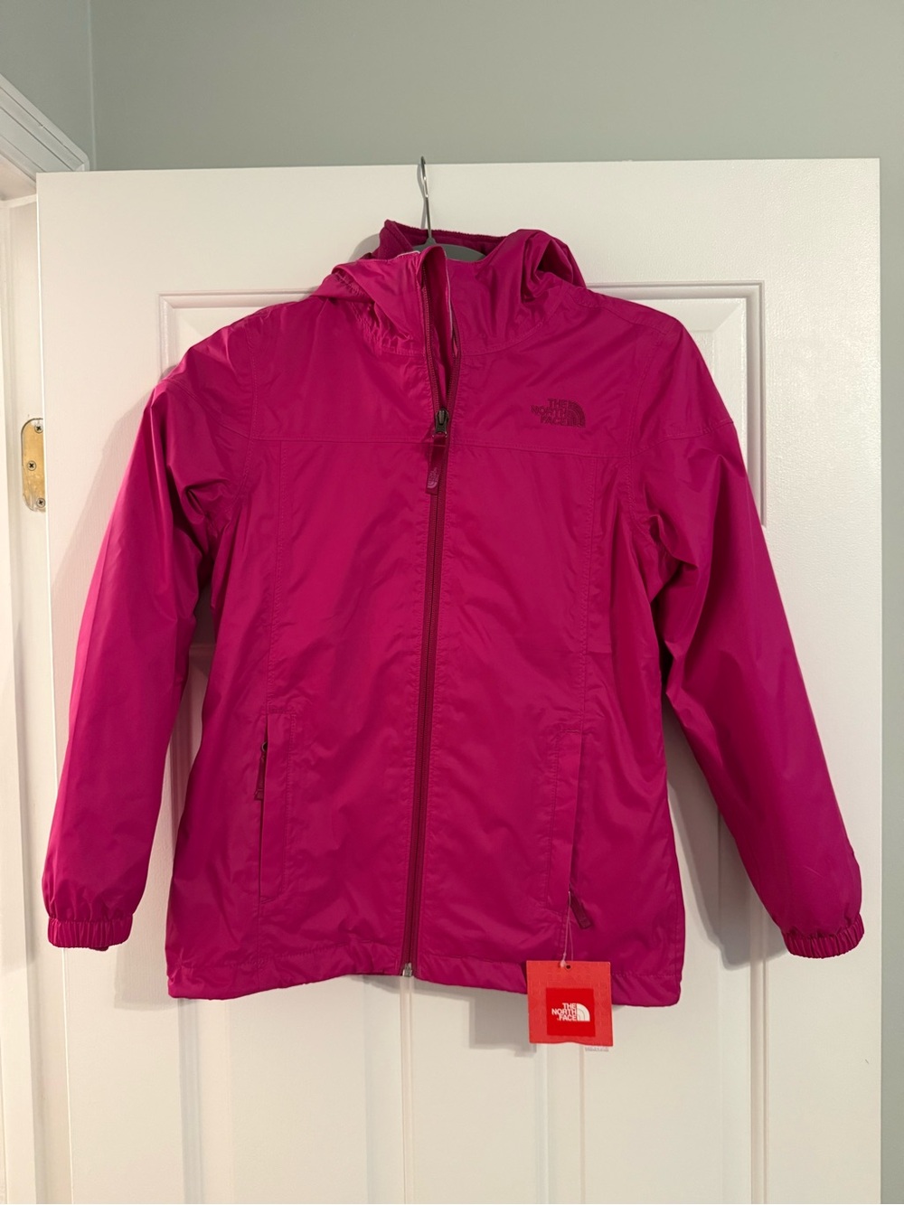 NEW North Face Girls' Hooded Jacket in Magenta Pink NWT Medium 10-12